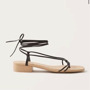 Abercrombie Tie Up Sandals (white)